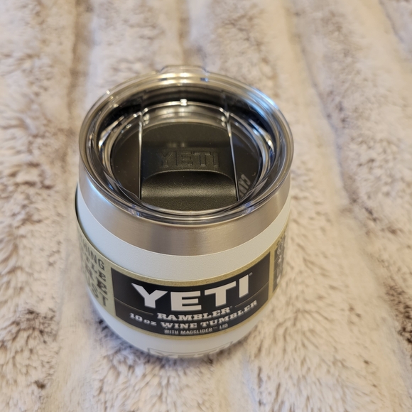 NWT YETI Rambler 10 Oz Wine Tumbler - Picture 2 of 6